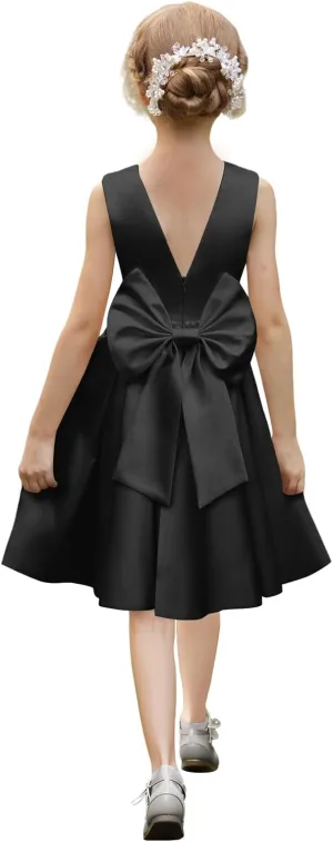 Satin Flower Girl Dresses for Wedding Floor Length Backless Princess Pageant Dress with Bow Pearls Proms Ball Gowns