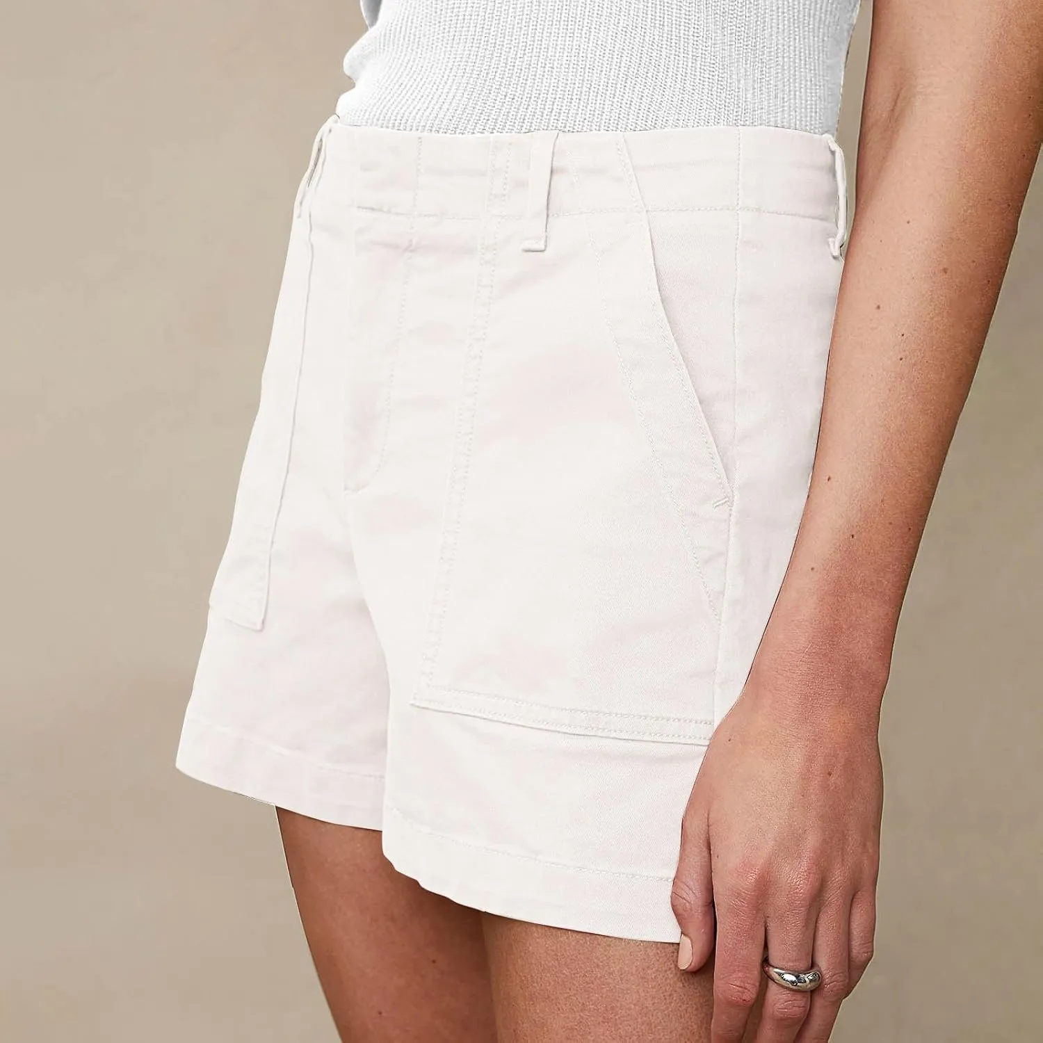 Stretch Chino Shorts for Women Summer Casual Elastic Waist Baggy Jean Shorts Pull On Twill Short Pants with Pockets