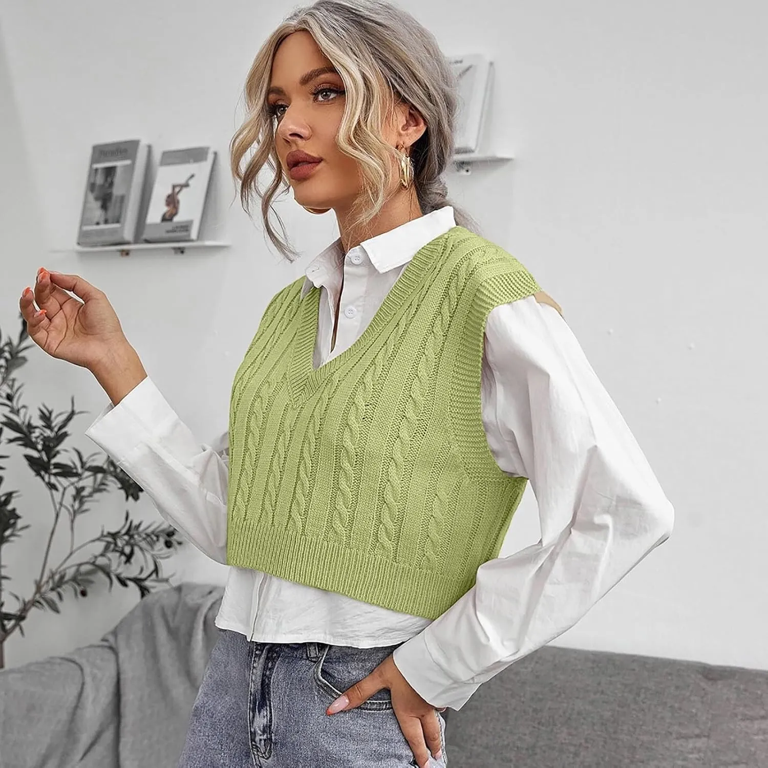 Sweater Tank Tops for Women 2024 Trendy Solid Color Cable Knit Crop Sweater Vest Cap Sleeves V-Neck Knitwear Tops