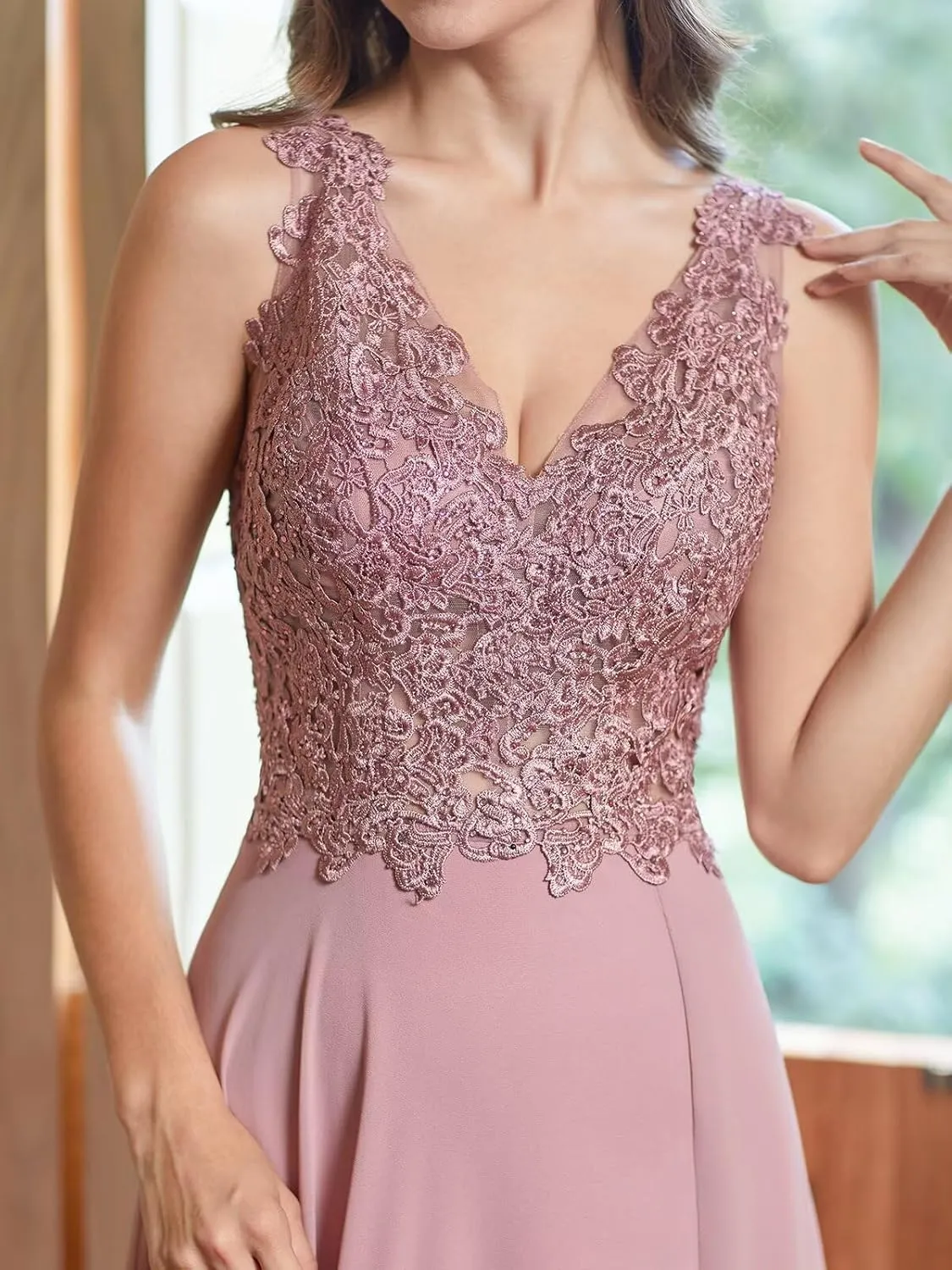 Women's Bridesmaid Dresses Long Chiffon Slit Semi Formal Dresses V-Neck Backless A-Line Evening Gowns for Wedding