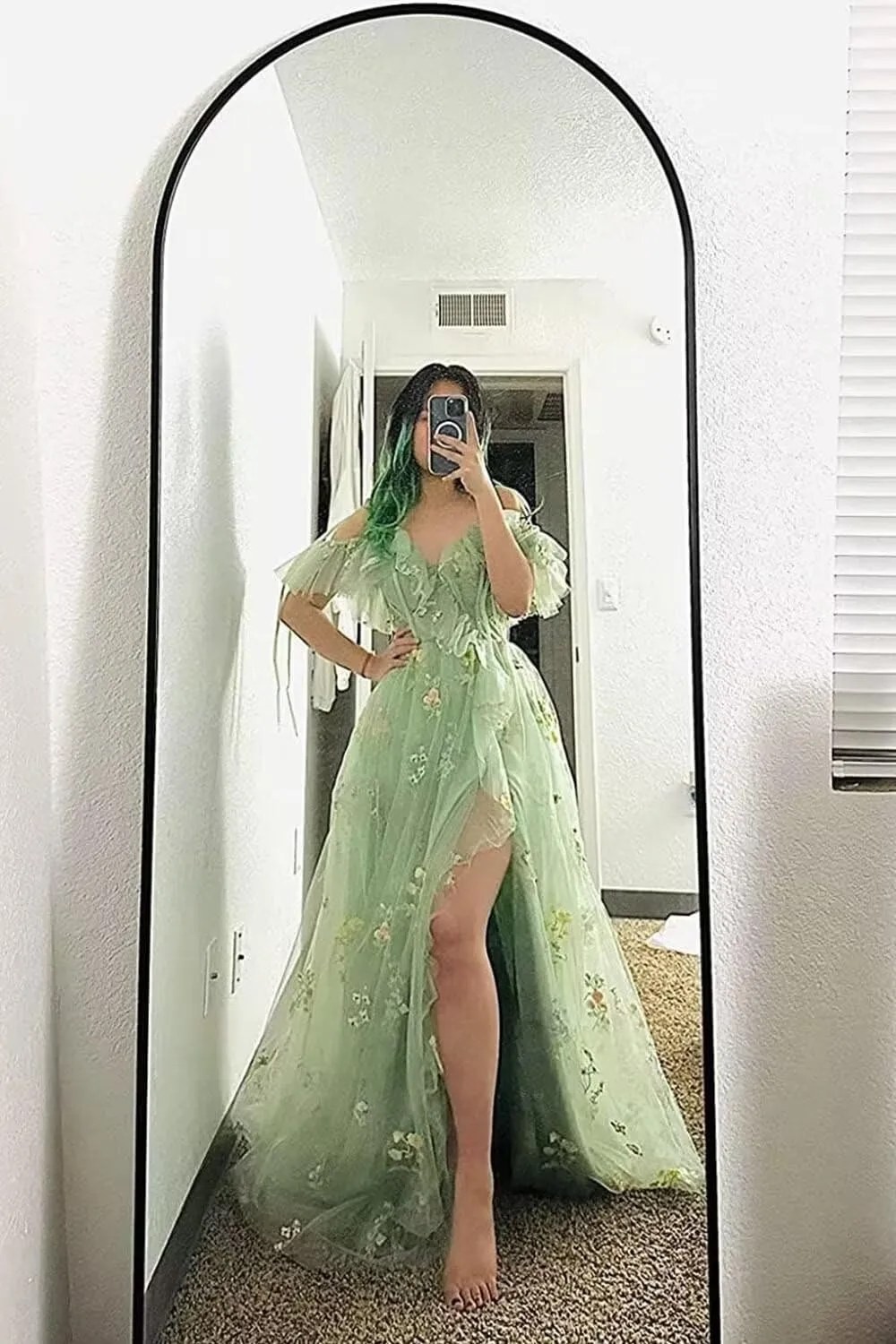 Women's Flower Embroidery Tulle Prom Dresses Corset A Line Long Slit Ruffles Formal Party Gowns